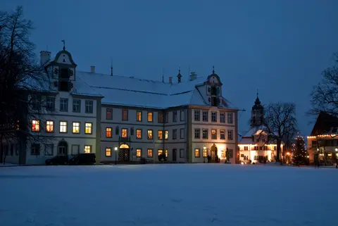 🎄 Weihnachtsmarkt im Neuen Schloss Kißlegg 🎄