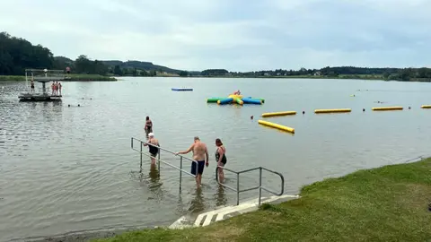 Der Obersee hat klares Wasser
