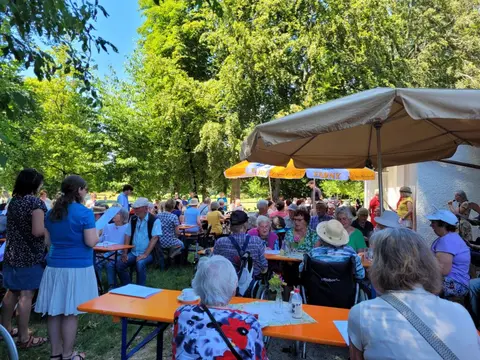 Sommerliche Konzerterlebnisse mit den Chören des Liederkranzes