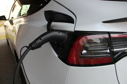 Vortrag: Elektroauto kaufen, laden, reisen